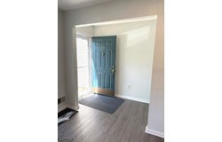 111 Columbus Dr, Franklin Twp., NJ 08823-1736