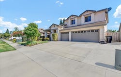 129 E Reese Avenue, Visalia, CA 93277