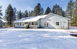 5301 ELOIKA RD, CHATTAROY, WA 99003