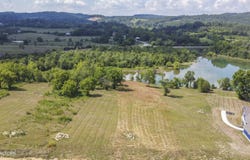 Waterfront Knl, Sharps Chapel, TN 37866