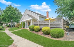 43 Winthrop Road, Monroe, NJ 08831