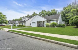 2 Ellison Court, Union Beach, NJ 07735