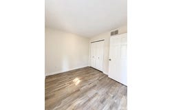 9125 S Pointe Retreat Drive, Bloomington, IN 47401