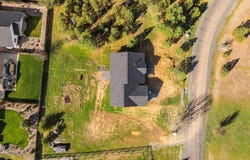 587 E Forks Circle, Cave Junction, OR 97523