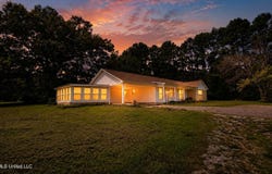 35 Highway 301, Lake Cormorant, MS 38641