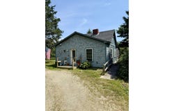 16 Rice Road, Harrington, ME 04643