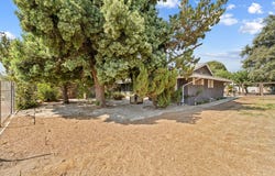 41947 Rd 126, Orosi, CA 93647