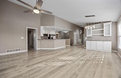 6400 Cakebread Ct, IA 52302