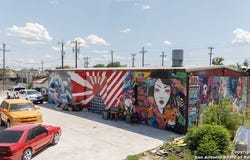 911 Viendo, San Antonio, TX 78201