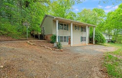 2142 Brick Church Rd, Rocky Mount, VA 24151