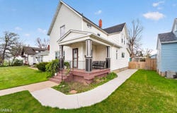 814 1st Avenue East, Williston, ND 58801