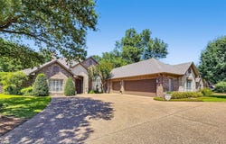 2215 Firestone Circle, Tyler, TX 75703