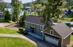 4120 S Summit Lane, Columbus, IN 47201