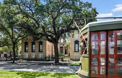 3300 ST CHARLES Avenue, New Orleans, LA 70115
