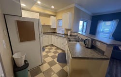 207 E University Avenue, Cincinnati, OH 45219