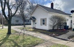 224 E Melendy Street, Ludington, MI 49431