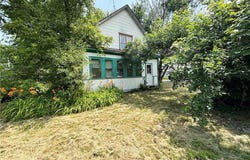 301 N 10th Street, Cameron, WI 54822