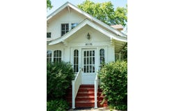 212 NW 2nd Ave, Waverly, IA 50677