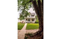 1134 Atchison Street, Atchison, KS 66002