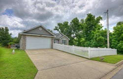 3541 Lusk Drive, Neosho, MO 64850