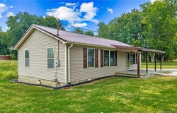 5353 S Underwood Road, Underwood, IN 47177