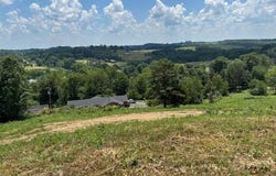 1677 High School Rd, McKee, KY 40447