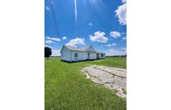 2750 E Highway 97, El Dorado Springs, MO 64744