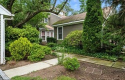 163 Grandview Ln, Mahwah Twp., NJ 07430-2057