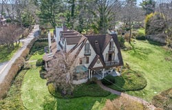 3 Wincoma Drive, Huntington Bay, NY 11743