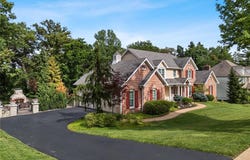 16427 Andraes Drive, Chesterfield, MO 63005
