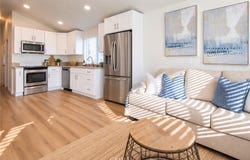 21752 Pacific Coast Highway, Huntington Beach, CA 92646