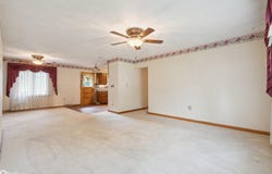 104 E Kennedy Street, New London, IA 52645