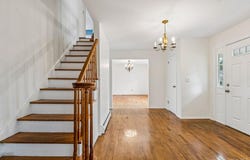 5 Edwin Lane, Huntington, NY 11743