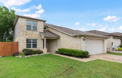 301 Lark St, Leander, TX 78641