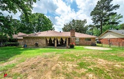 8615 Hollow Bluff Drive, Haughton, LA 71037