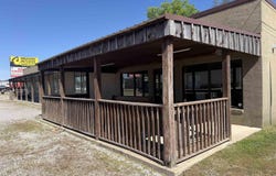 105 E 9th Street, Rector, AR 72461