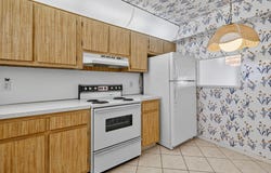 4640 Lucerne Lakes Boulevard, Lake Worth, FL 33467