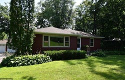 930 Laurel Avenue, Hudson, WI 54016