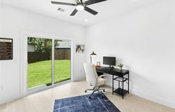 1500 Sylvan Glade RD, Austin, TX 78745