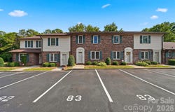 1330 5th Street NE, Hickory, NC 28601