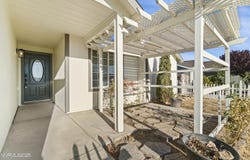 571 Spur Way, Fernley, NV 89408