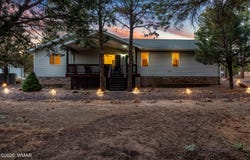 2920 Wildcat Trail, Overgaard, AZ 85933