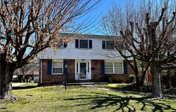 67 Emerson St, Uniontown, PA 15401