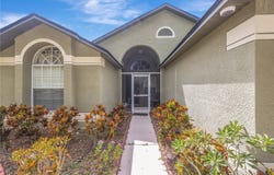 6923 WATERBROOK Court, GIBSONTON, FL 33534
