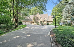 5285 N Lakeshore Drive, Holland, MI 49424