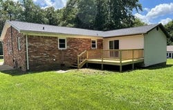 195 Scenic Hill Drive, Paris, TN 38242