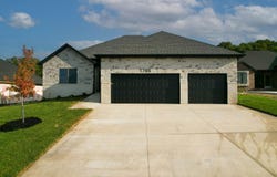 1765 W Gaslight Drive, Springfield, MO 65810