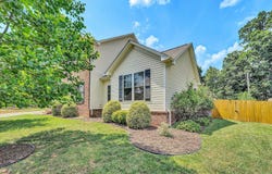 5036 Buffalo CIR, Salem, VA 24153