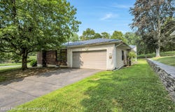 101 Old Post Road, Clarks Summit, PA 18411