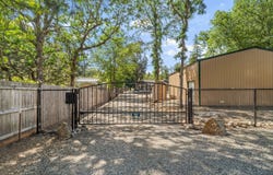 410 Park Drive, Shady Cove, OR 97539